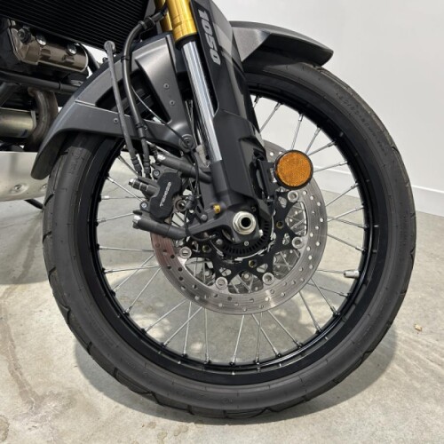 2024 Suzuki V-Strom 1050 DE BLACK thumb 1