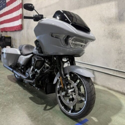 FLTRX 2026 Road Glide® thumb 2