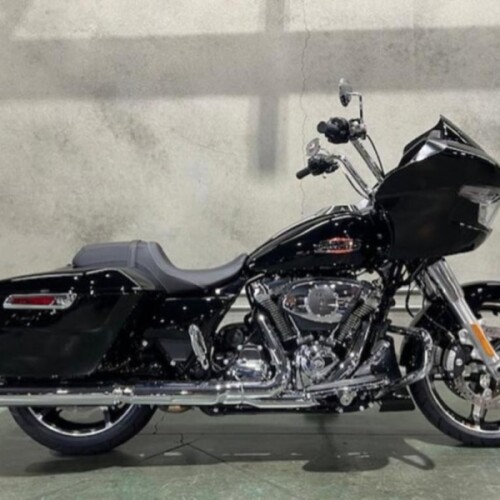 FLTRX 2025 Road Glide™ thumb 3