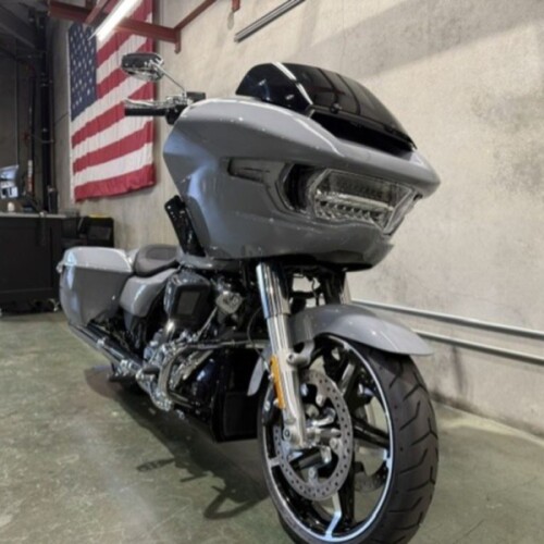 FLTRX 2026 Road Glide® thumb 2