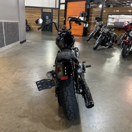 FXBB 2026 Street Bob® thumb 1