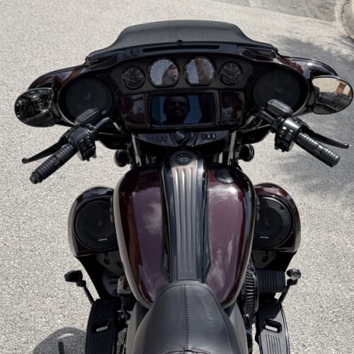 Harley-Davidson® CVO™ Street Glide® 2019 thumb 0
