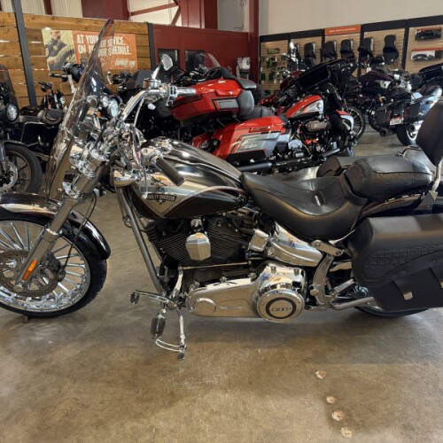 Harley-Davidson® CVO™ Breakout® 2013 thumb 2