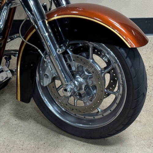 2008 Harley-Davidson® Screamin’ Eagle Road King Anniversary Copper Pearl/Black Onyx thumb 2