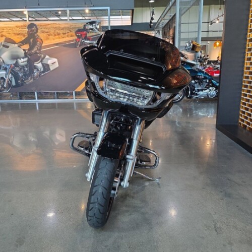 FLTRX 2026 Road Glide® thumb 2