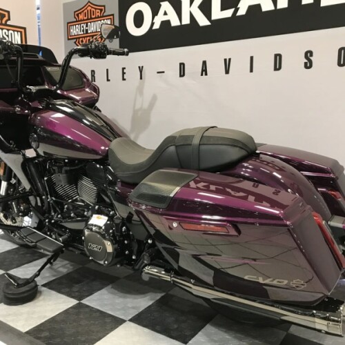 Harley-Davidson® CVO™ Road Glide™ 2025 thumb 1