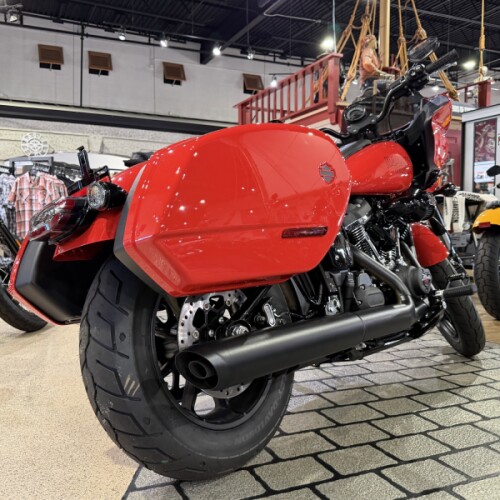 Harley-Davidson® Low Rider™ ST 2026 thumb 2