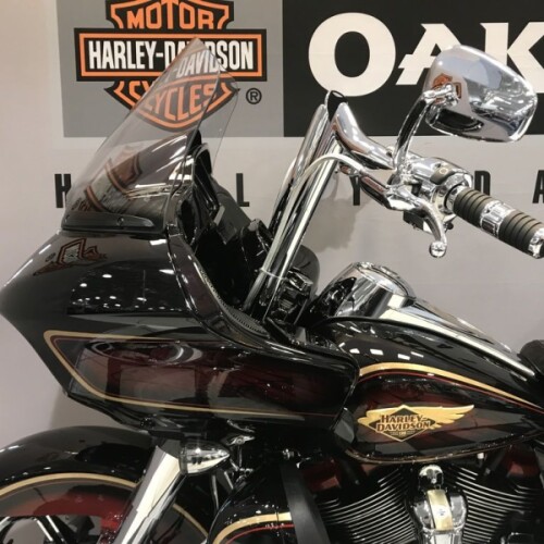 Harley-Davidson® CVO™ Road Glide® LTD Anniversary 2023 thumb 0