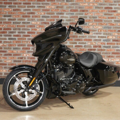 FLHX 2025 Street Glide® thumb 2