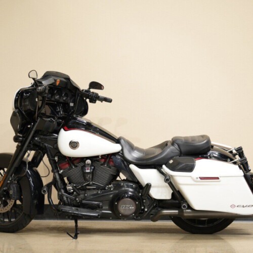 FLHXSE 2021 CVO™ Street Glide® thumb 1