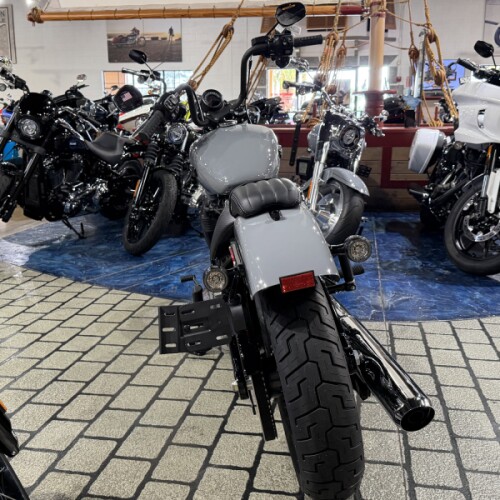 Harley-Davidson® Street Bob® 2026 thumb 1