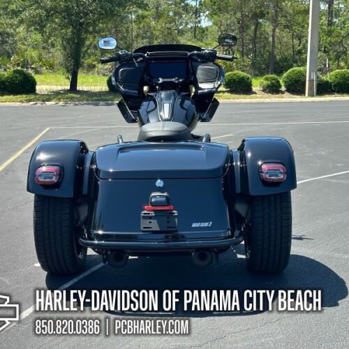 2026 Harley-Davidson® Road Glide 3 thumb 2