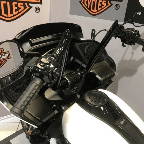 Harley-Davidson® Road Glide® 2024 thumb 1