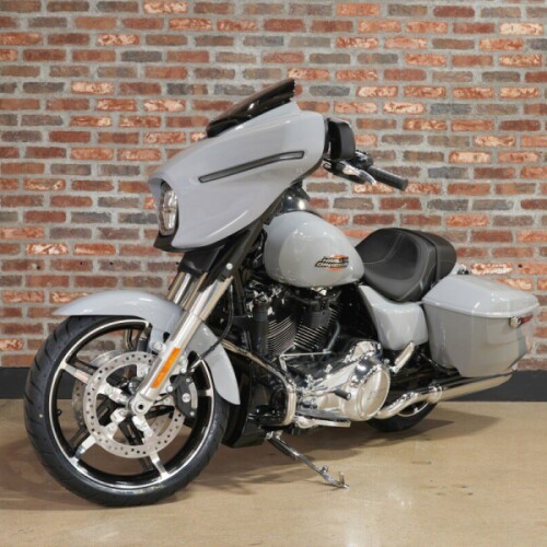 FLHX 2025 Street Glide® thumb 2