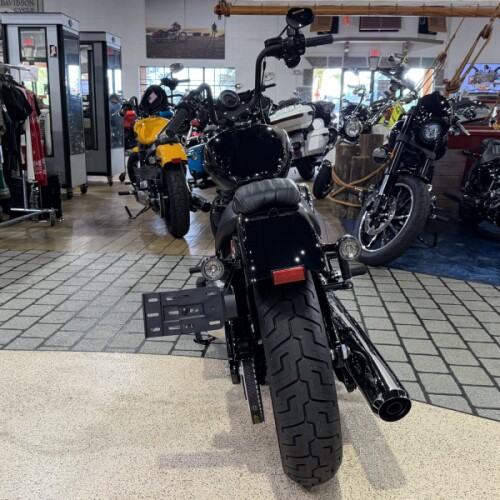 Harley-Davidson® Street Bob® 2026 thumb 1