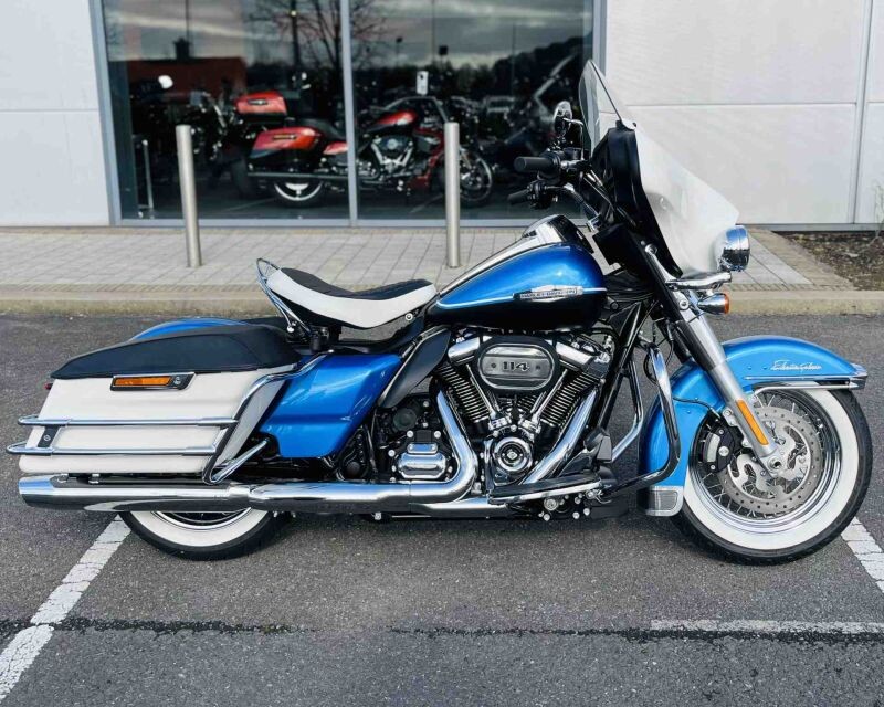 ELECTRA GLIDE REVIVAL €449 per month