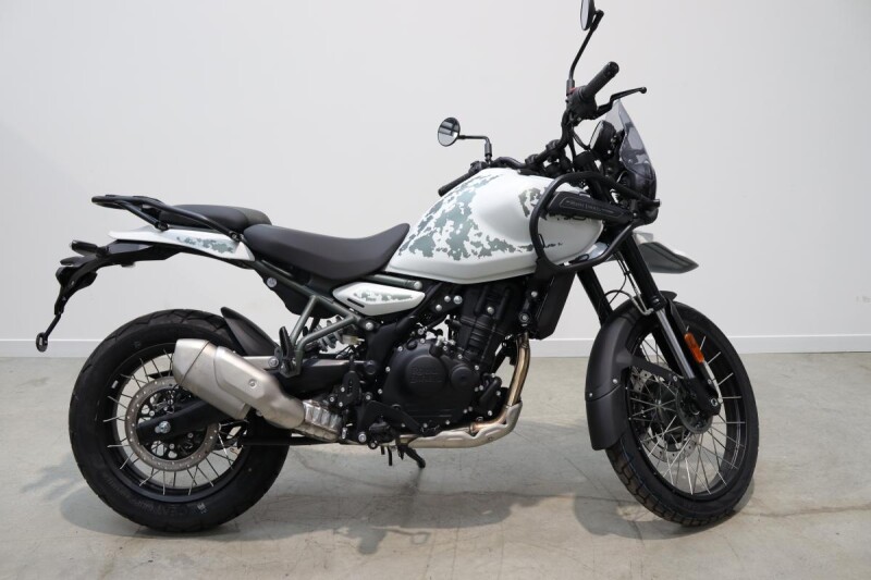 2026 HIMALAYAN 452