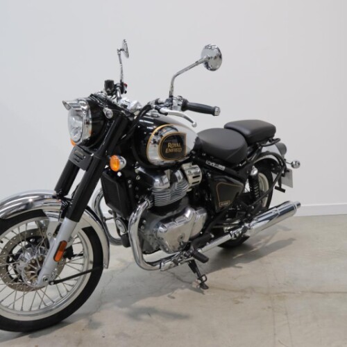 NEW 2026 Royal Enfield Classic 650 - in Black and Chrome  thumb 2