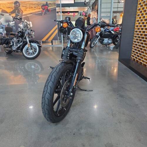 XL 883N 2017 Iron 883™ thumb 2