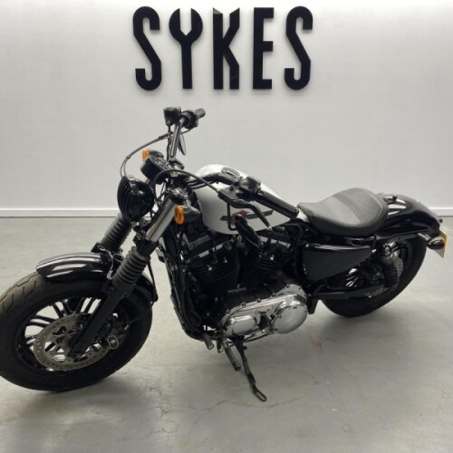 2018 Harley-Davidson XL1200XS Sportster Forty-Eight Special in White thumb 1