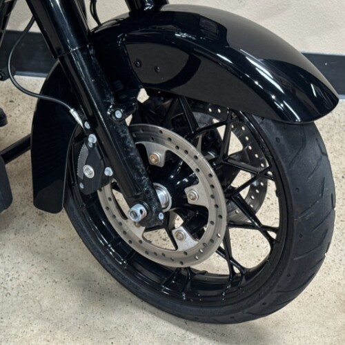 2020 Harley-Davidson® Road Glide® Special Vivid Black thumb 2