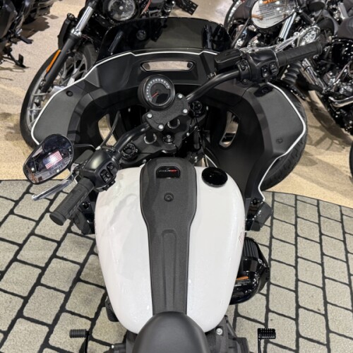 Harley-Davidson® Low Rider™ ST 2026 thumb 0