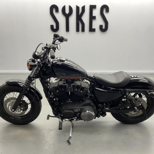 Harley-Davidson XL1200X Sportster Forty Eight in Vivid Black  thumb 0