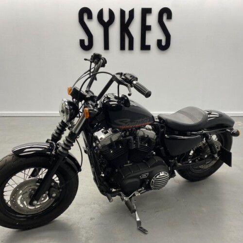 Harley-Davidson XL1200X Sportster Forty Eight in Vivid Black  thumb 1