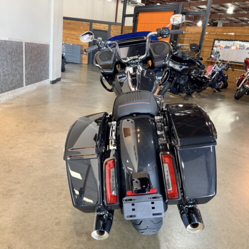 FLTRX 2026 Road Glide® thumb 1