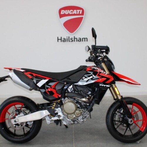 Ducati Hypermotard 698 RVE, Brand New and Unregistered 698 Model. thumb 3