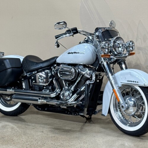 2020 Harley-Davidson® Deluxe Stone Washed White Pearl thumb 1