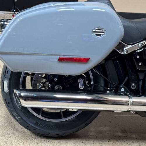 FXLRST 2026 Low Rider® ST thumb 3