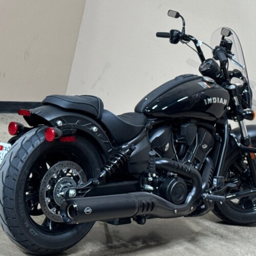 2025 Indian Motorcycle Scout® Sixty Bobber Black Metallic thumb 0
