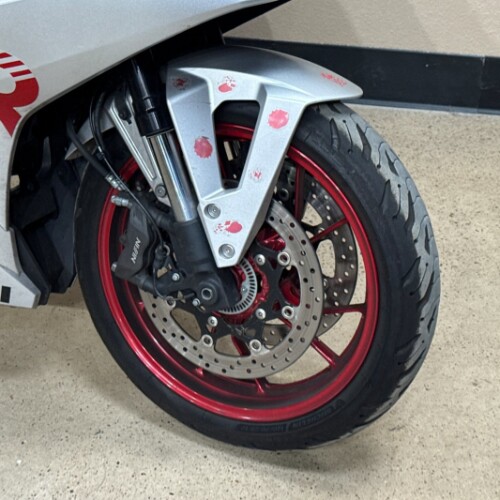 GSX800FRQM4 2024 GSX-8R thumb 2
