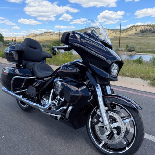 Harley-Davidson® Street Glide™ Ultra 2025 thumb 3