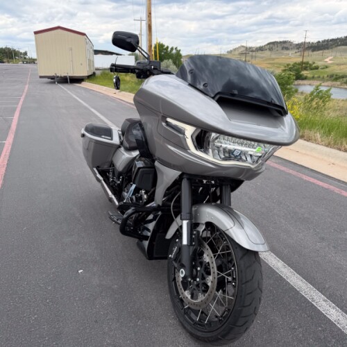 Harley-Davidson® CVO™ Road Glide® 2023 thumb 2