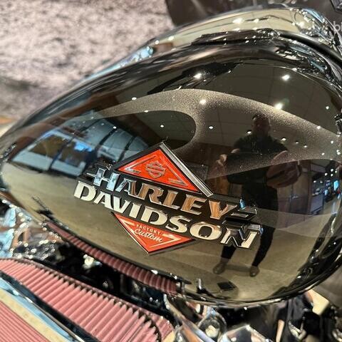MY25 Harley-Davidson Softail Breakout 117 CHROME CUSTOM KING thumb 1