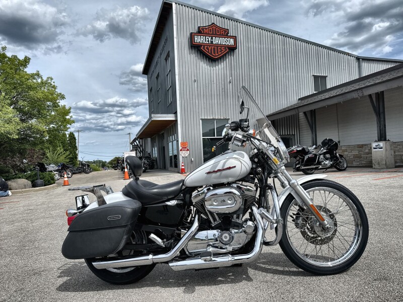 2007 Harley-Davidson® Sportster Custom WHITE GOLD
