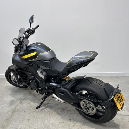 Ducati Diavel v4, New and Unregistered, Black Roadster Livery thumb 1