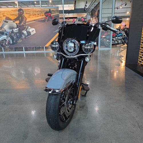 Harley-Davidson® Heritage Classic 2026 thumb 2