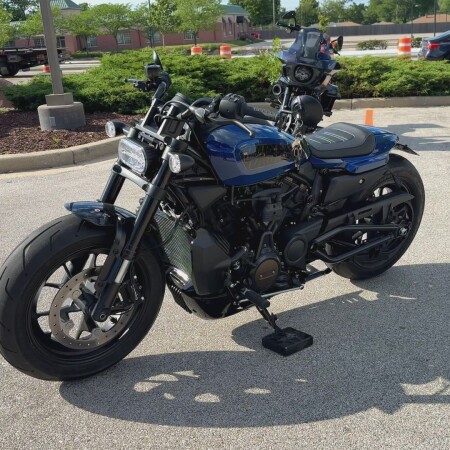 2023 Harley-Davidson® Sportster® S Bright Billiard Blue thumb 1