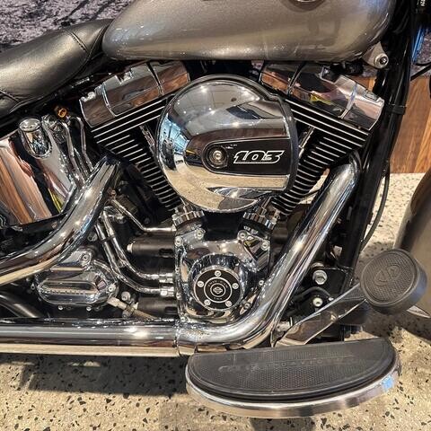 2015 Harley-Davidson® Heritage Softail® Classic thumb 1