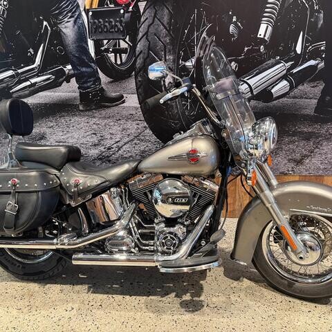 2015 Harley-Davidson® Heritage Softail® Classic thumb 2