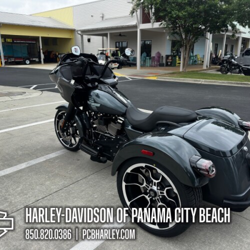 2026 Harley-Davidson® Road Glide 3 thumb 0