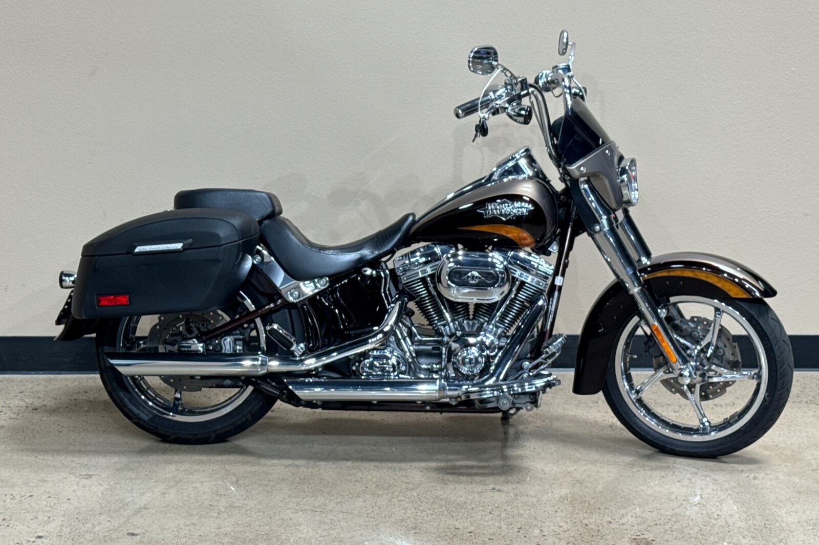 Harley-Davidson® CVO™ Softail® Convertible 2011