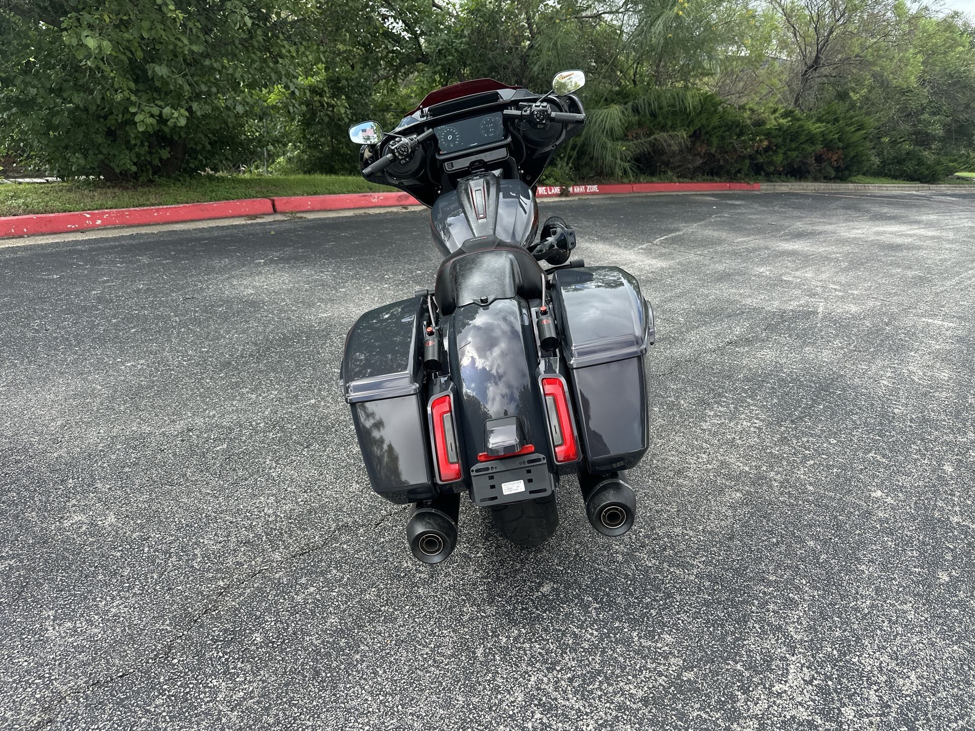 2026 Harley-Davidson® CVO Street Glide FLHXSTSE, photo 8