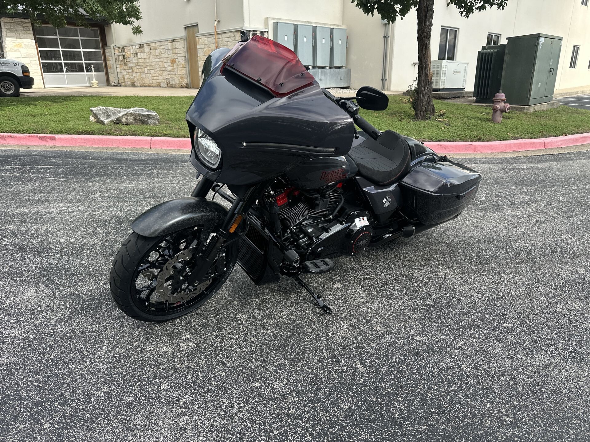 2026 Harley-Davidson® CVO Street Glide FLHXSTSE, photo 5