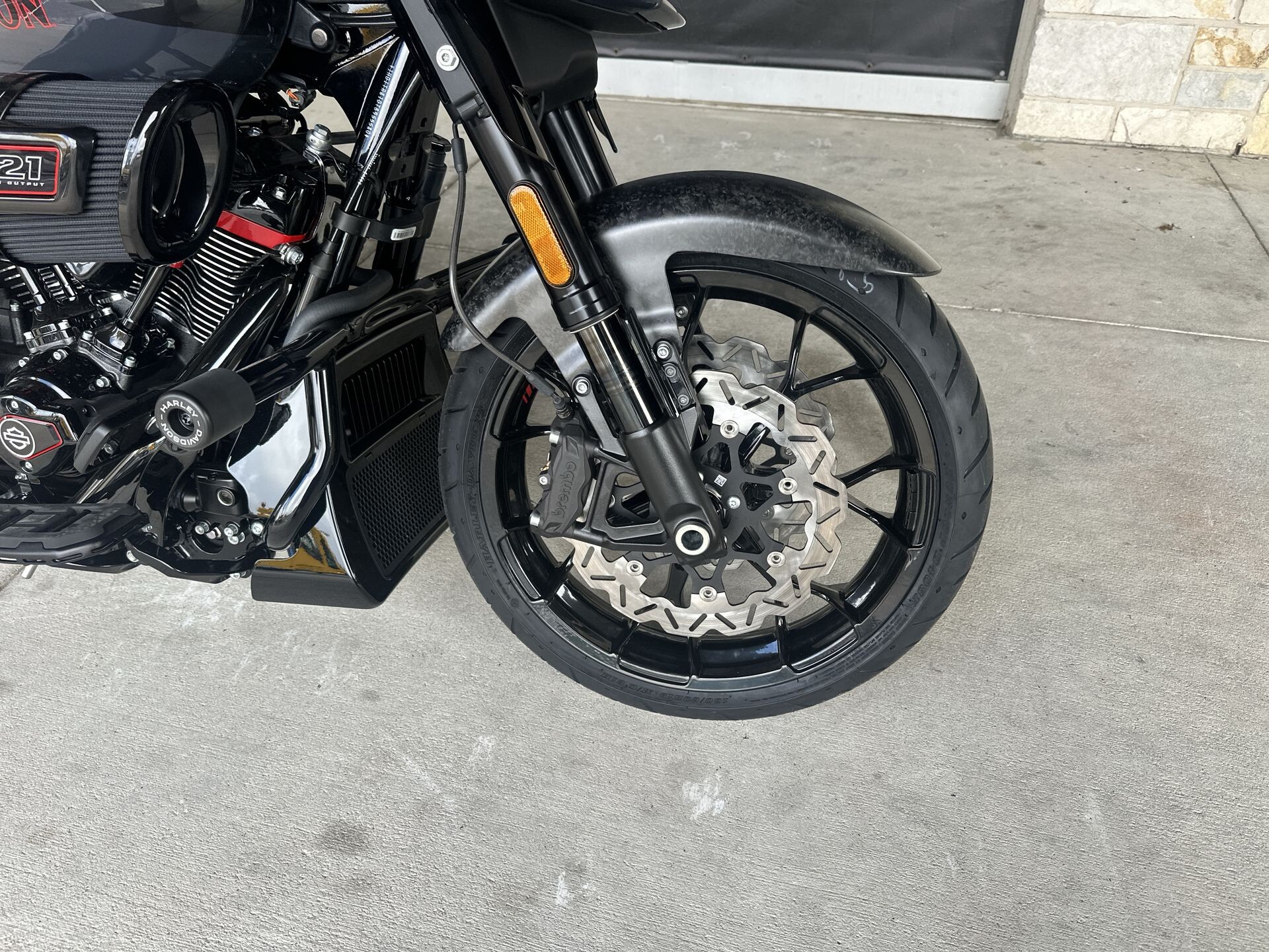 2026 Harley-Davidson® CVO Street Glide FLHXSTSE, photo 11