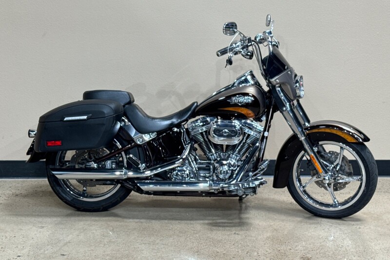 Harley-Davidson® CVO™ Softail® Convertible 2011