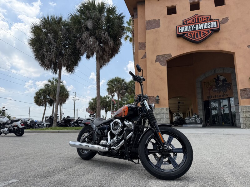Harley-Davidson® Street Bob® 2025
